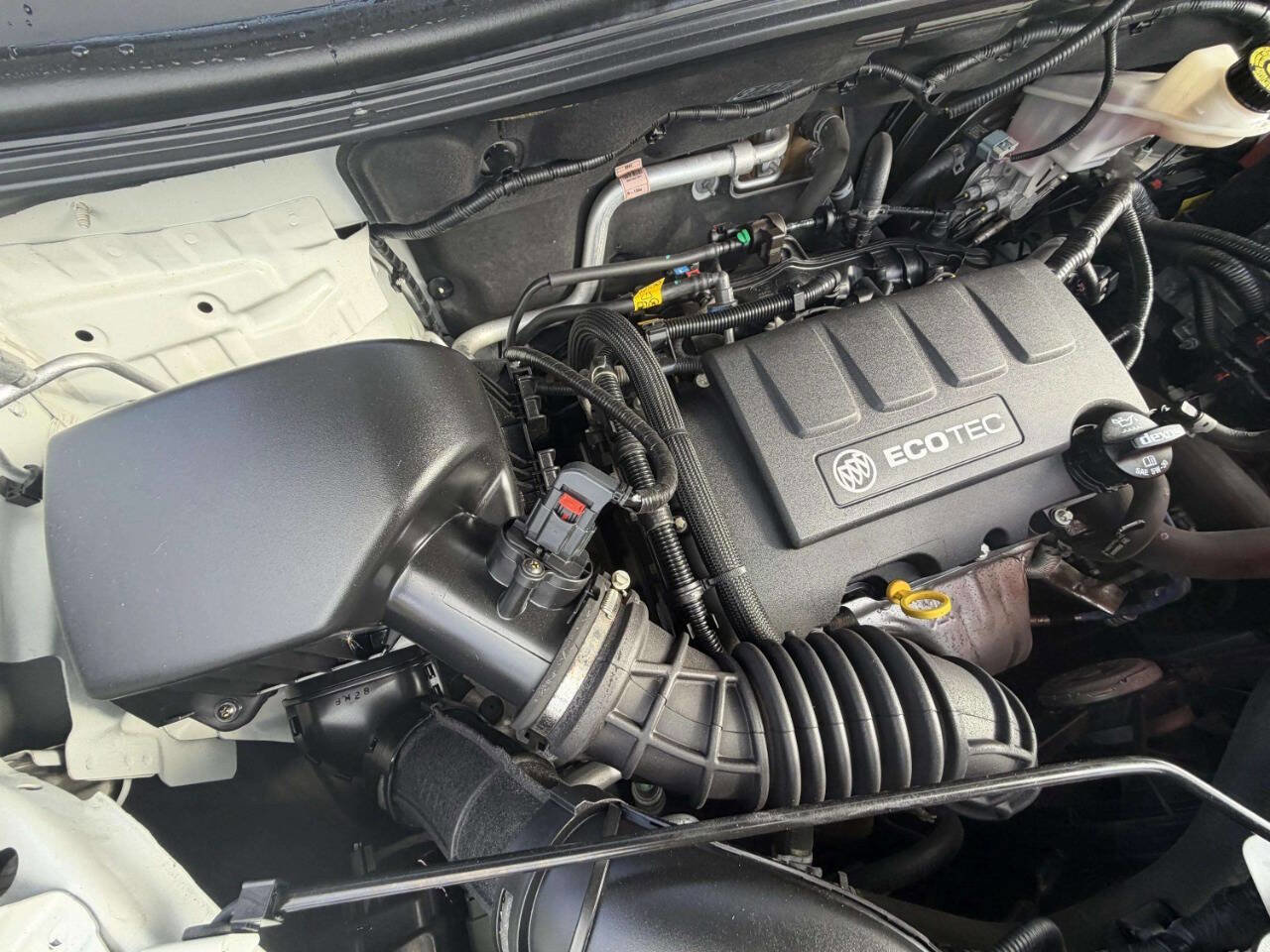 Used 2019 Buick Encore Preferred image 28