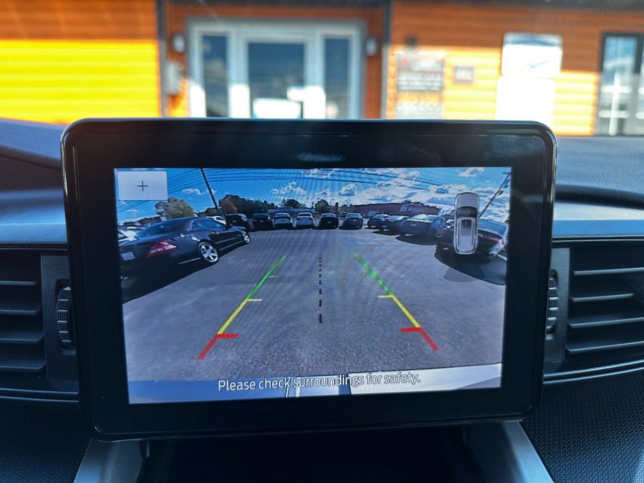 Used 2022 Ford Explorer 4WD image 13