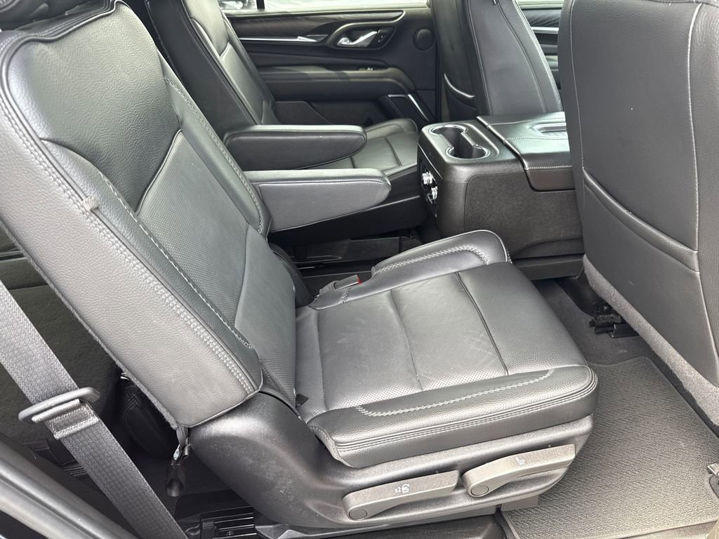 Used 2024 GMC Yukon Denali RWD image 18