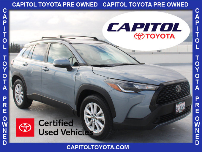 Certified 2022 Toyota Corolla Cross LE AWD/4WD image 1