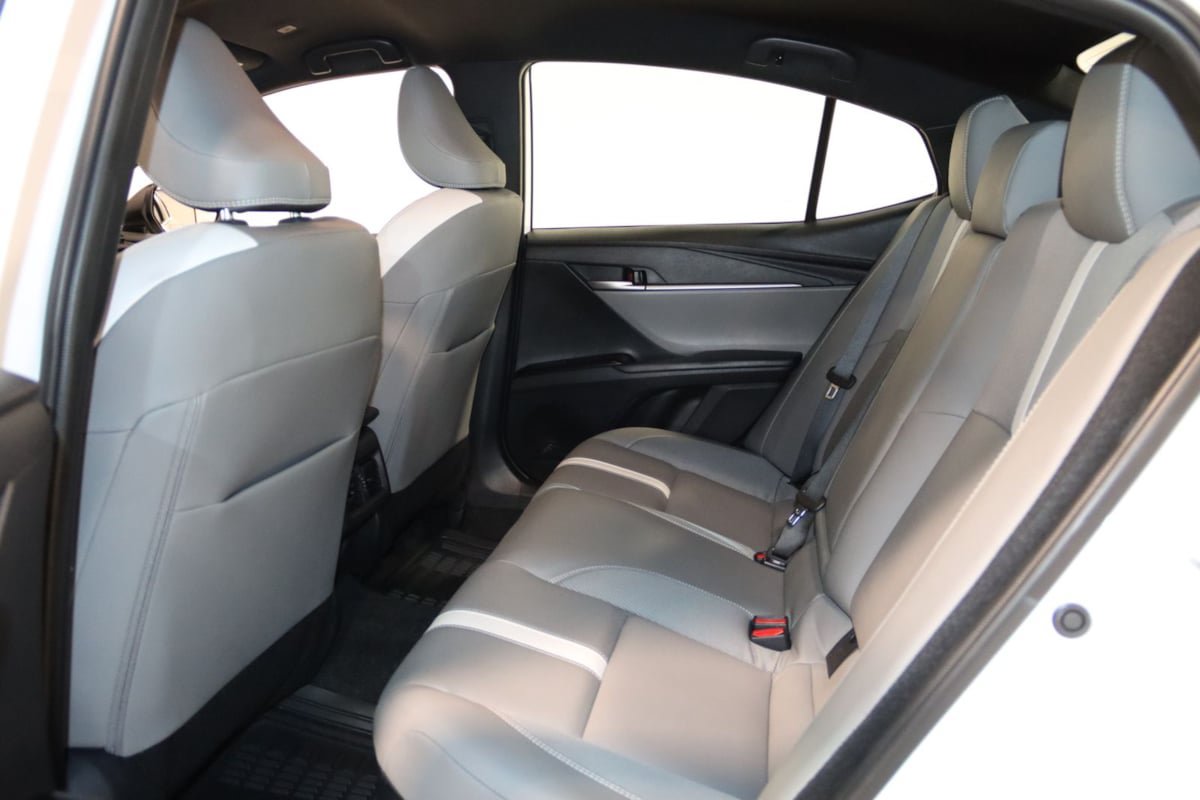 Used 2026 Toyota Camry SE FWD image 47