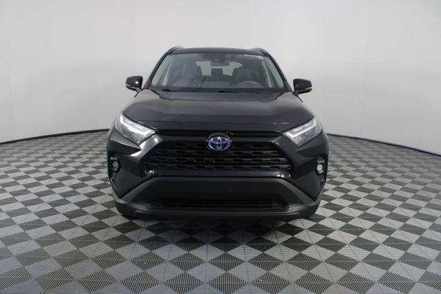 Used 2023 Toyota RAV4 XLE Premium image 29