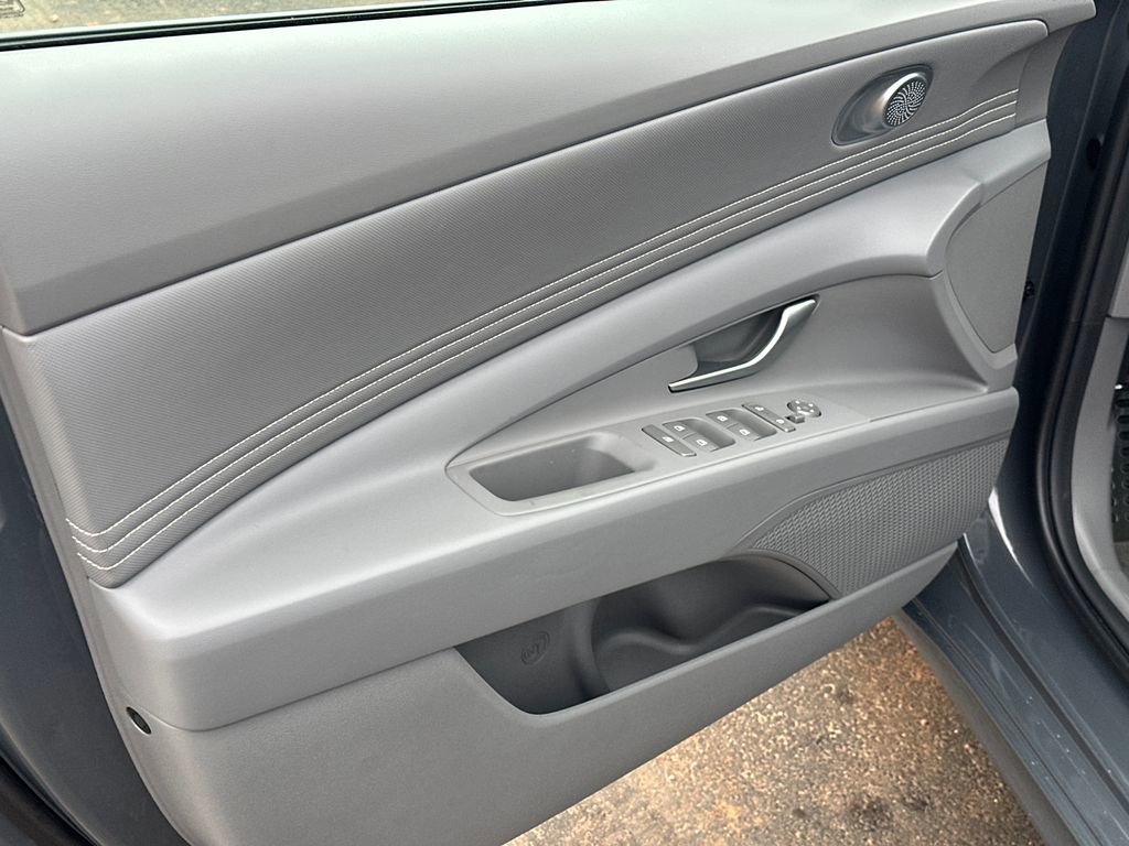 New 2026 Hyundai Elantra Sport image 10