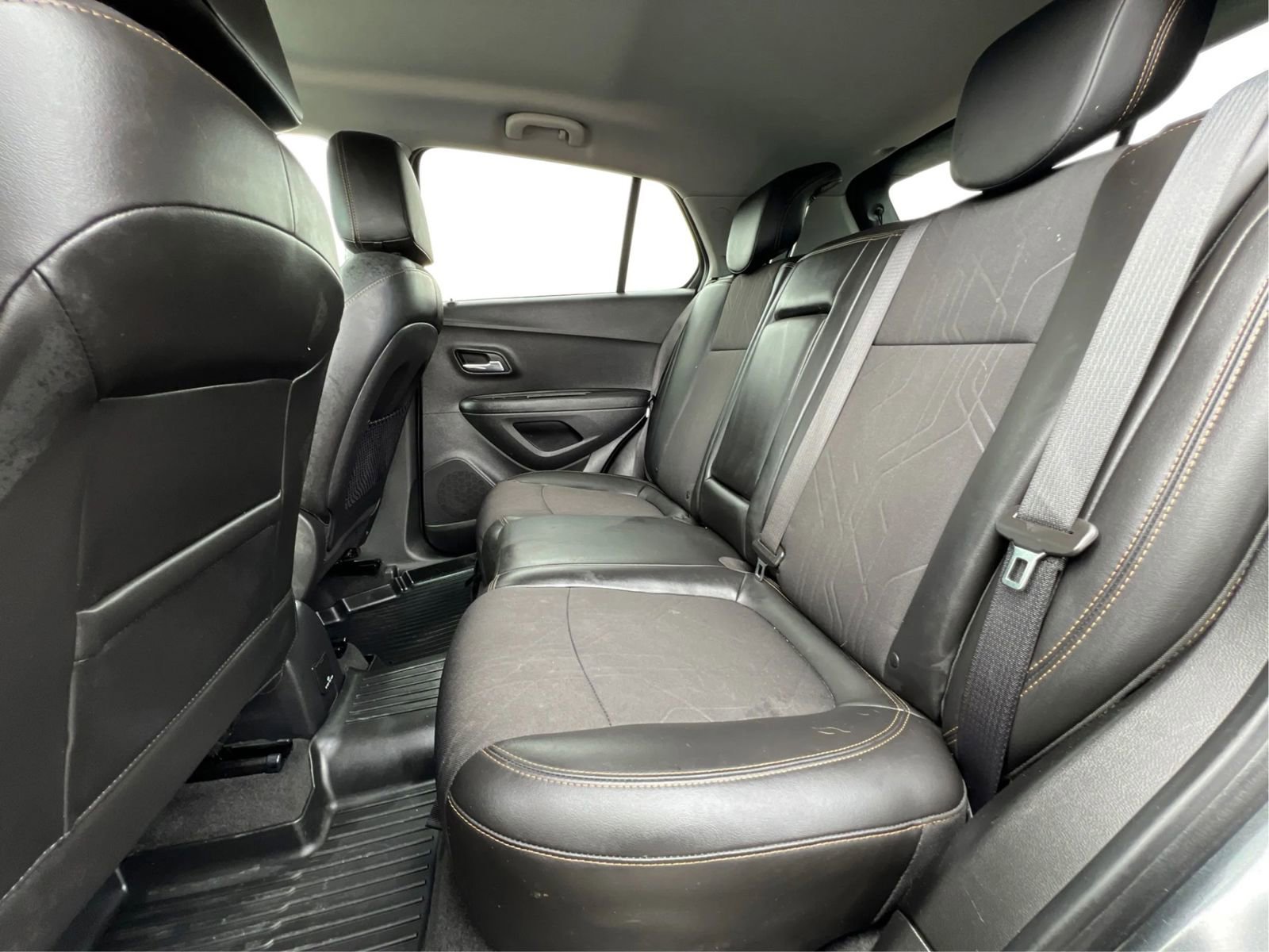 Used 2020 Chevrolet Trax LT w/ Driver Confidence Package FWD image 10