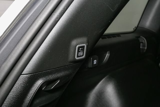 Used 2023 Jeep Grand Cherokee Altitude AWD/4WD image 12