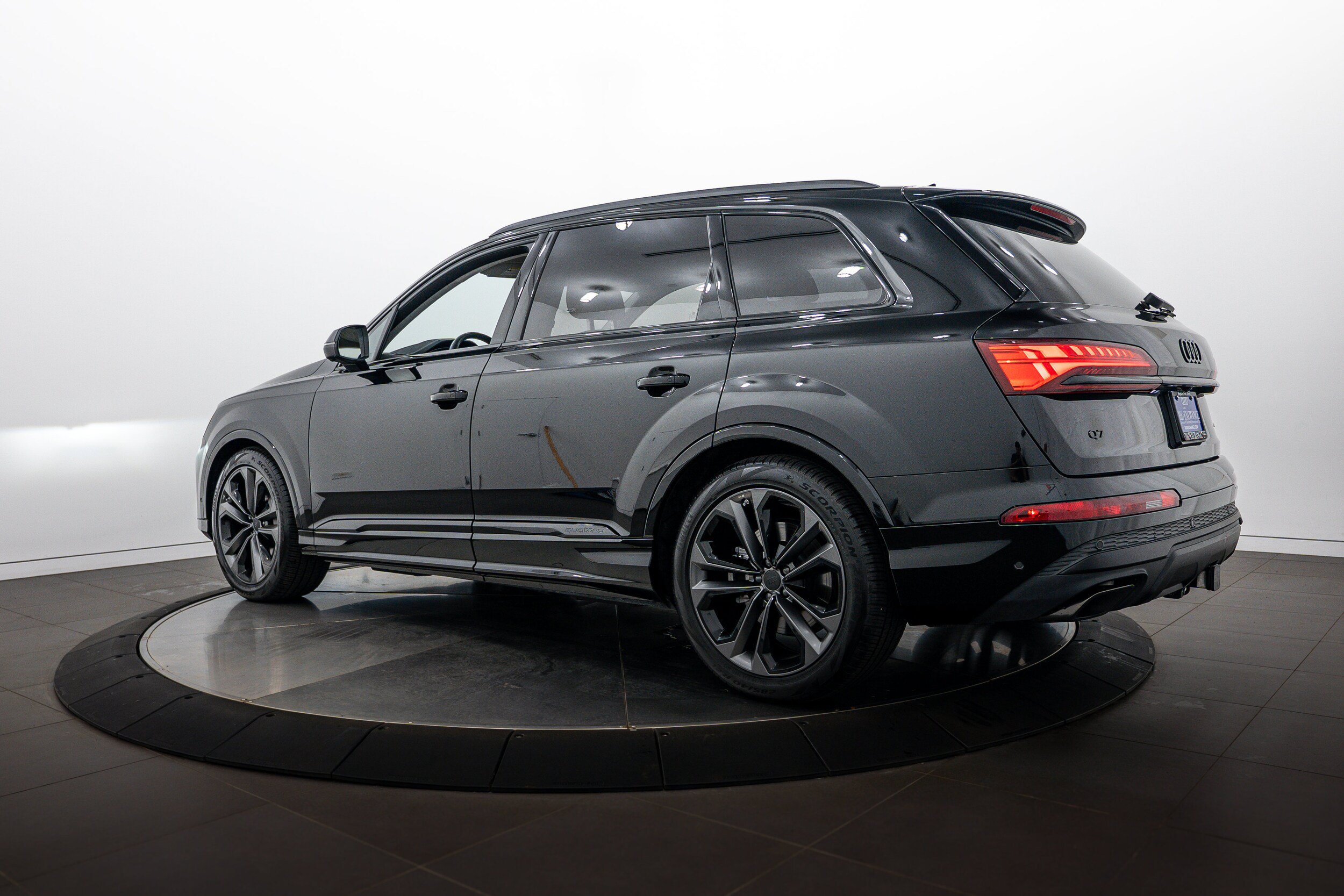 Used 2026 Audi Q7 3.0T Premium Plus w/ Premium Plus Package AWD/4WD image 5