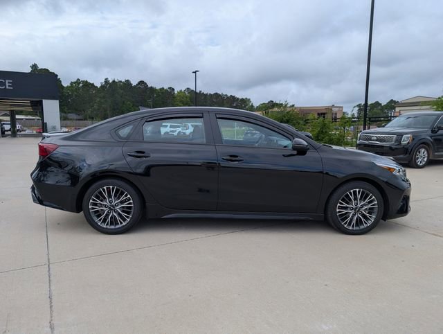 Used 2024 Kia Forte GT-Line w/ GT-Line Premium Package image 2