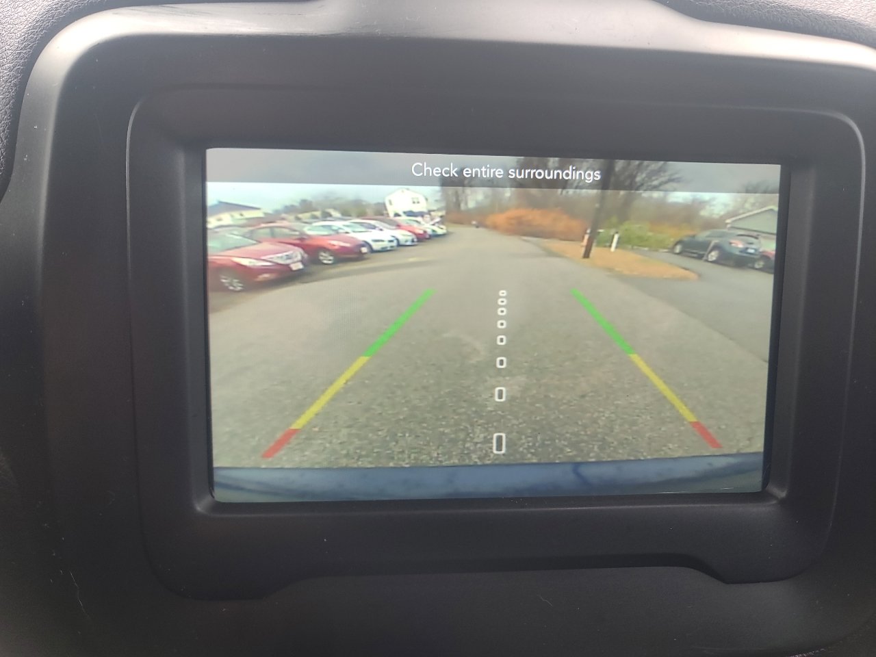 Used 2018 Jeep Renegade Latitude w/ Cold Weather Group image 20