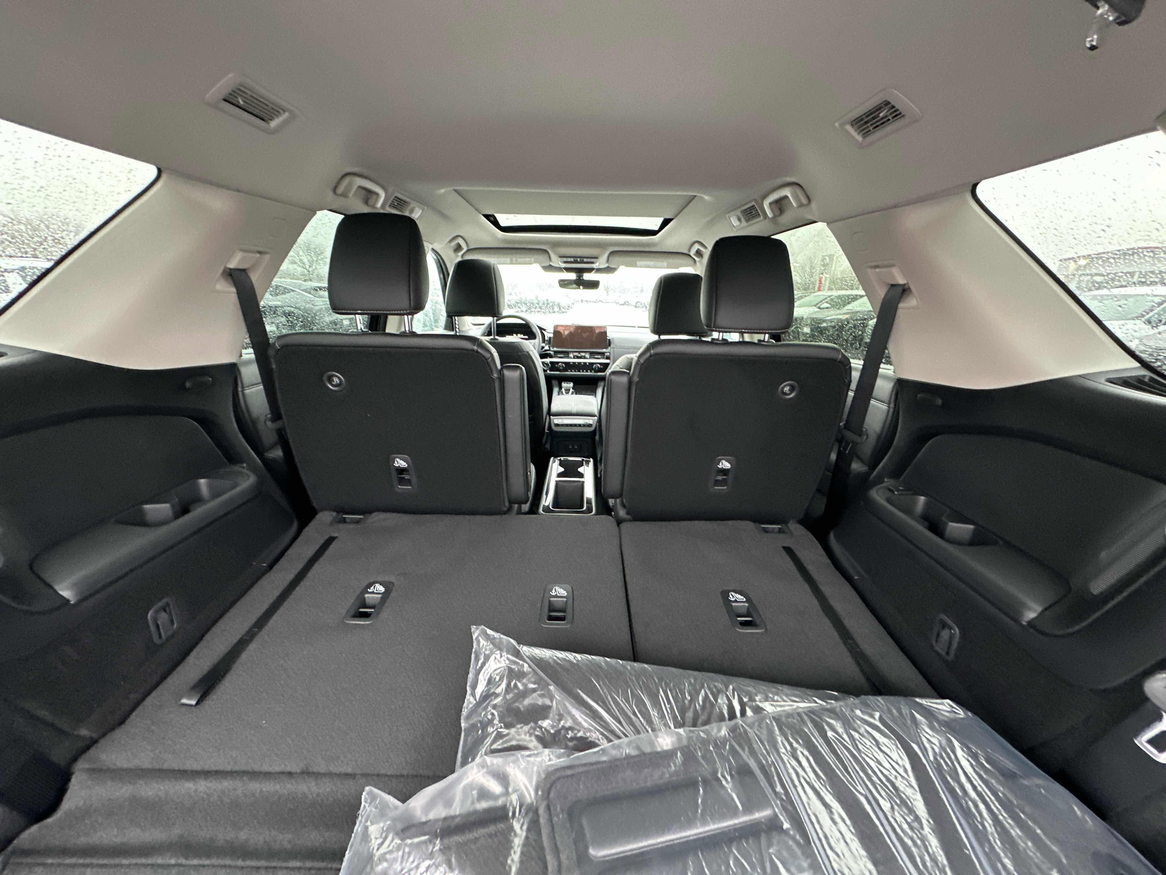 New 2026 Nissan Pathfinder SL AWD/4WD image 17