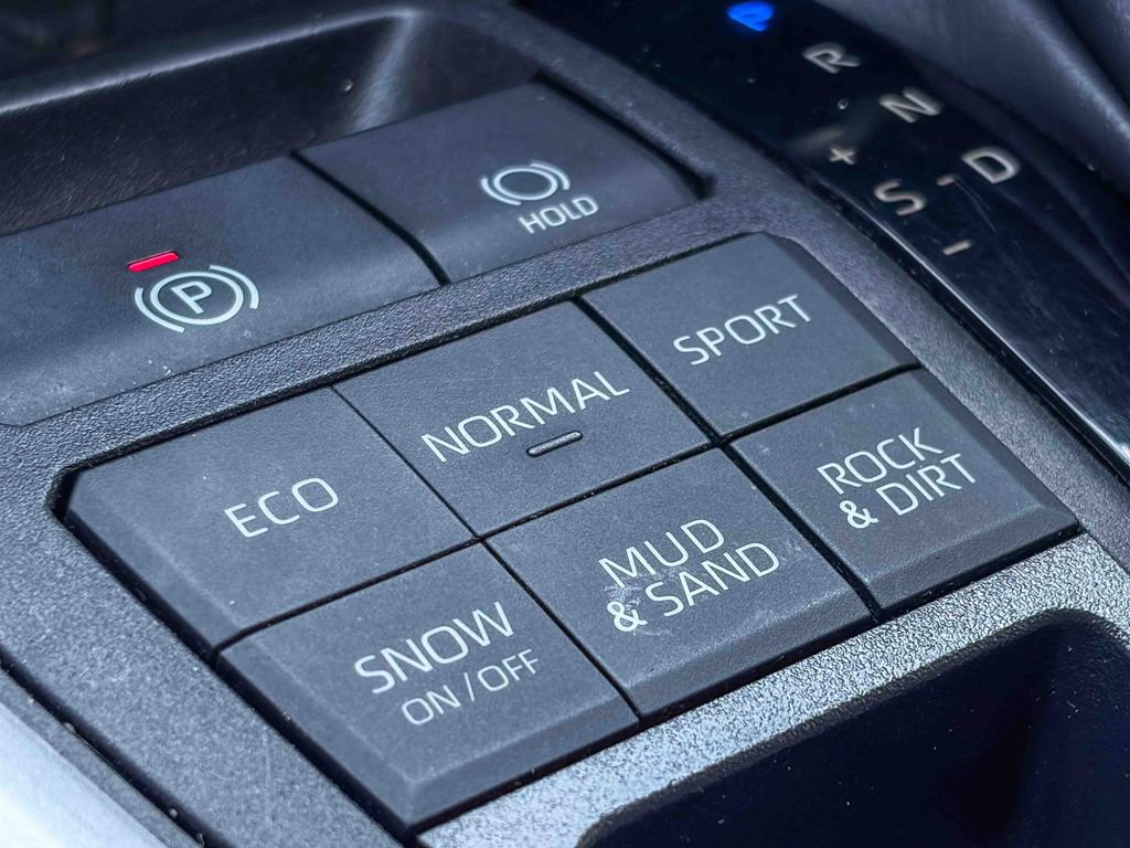 Used 2023 Toyota RAV4 XLE w/ Convenience Package AWD/4WD image 35