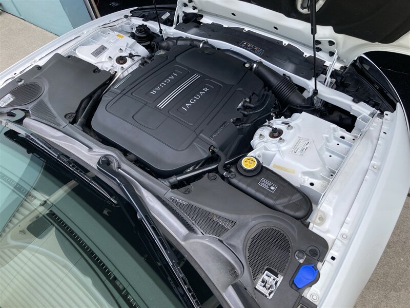 Used 2013 Jaguar XKR R RWD image 33