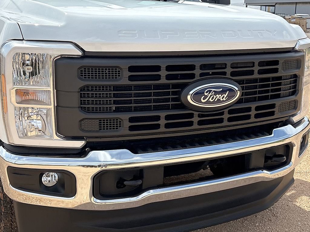 Used 2025 Ford F350 XLT AWD/4WD image 13