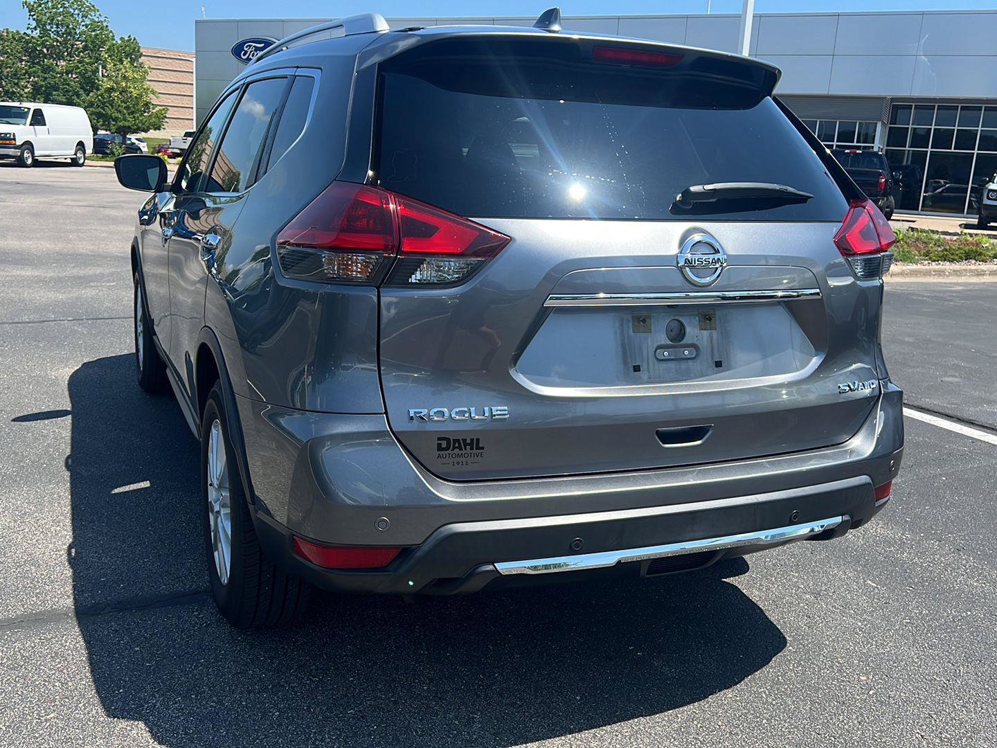 Used 2020 Nissan Rogue SV AWD/4WD image 9