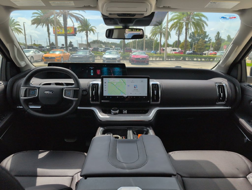 New 2026 Ford Expedition Max Platinum w/ Platinum Ultimate Package AWD/4WD image 7