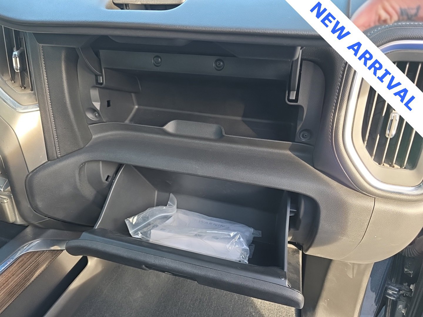 Used 2021 Chevrolet Silverado 1500 RST w/ Convenience Package II image 39