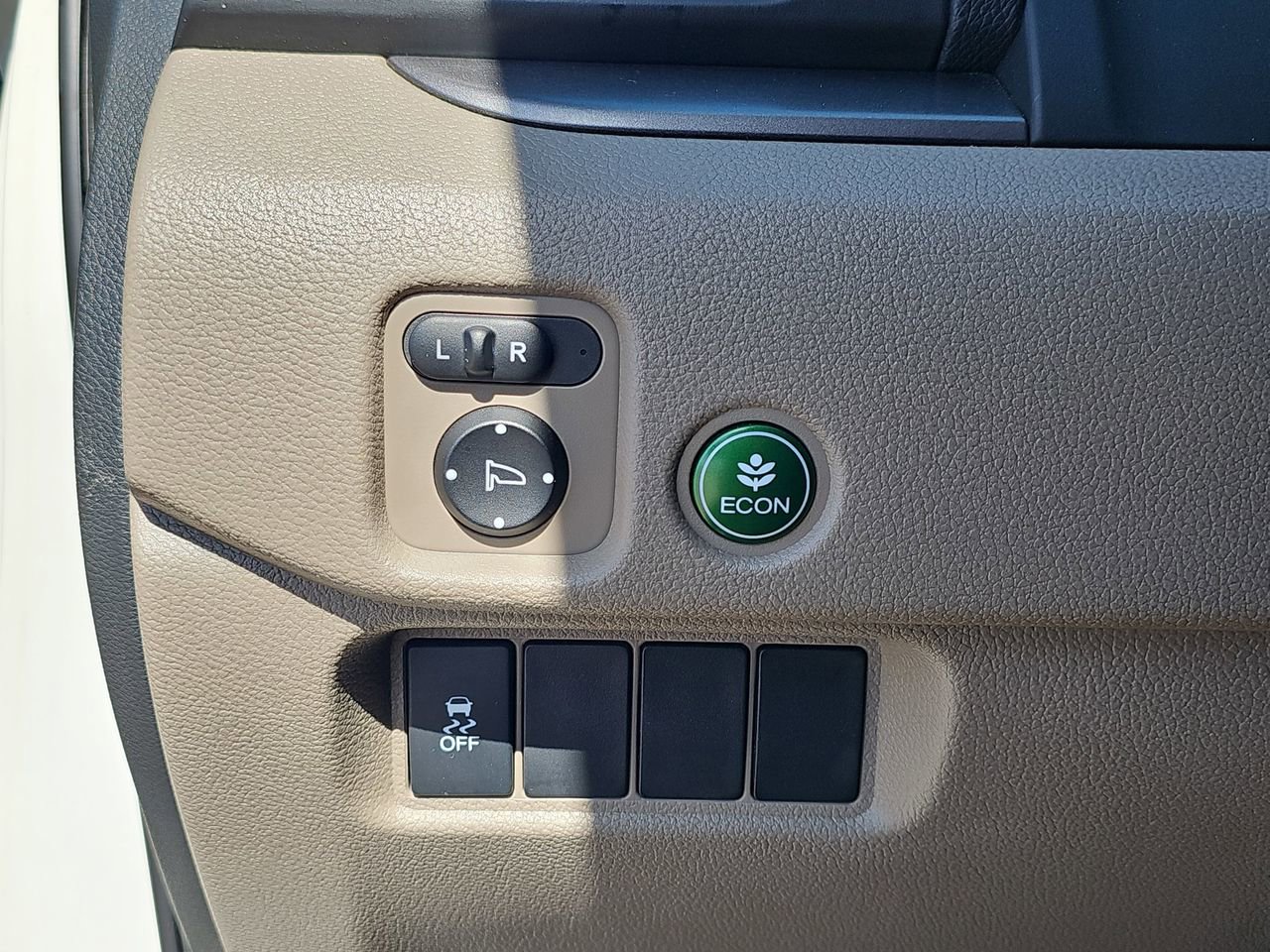 Used 2016 Honda Pilot EX-L image 25