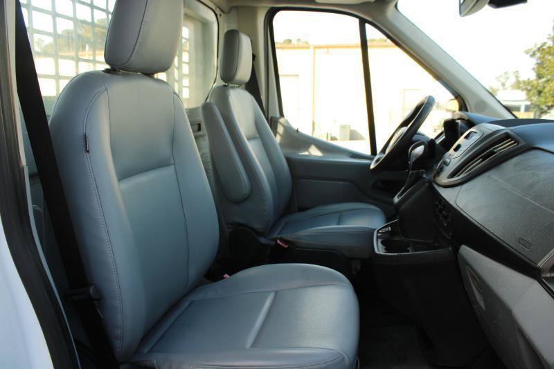 Used 2018 Ford Transit 250 138 RWD image 10