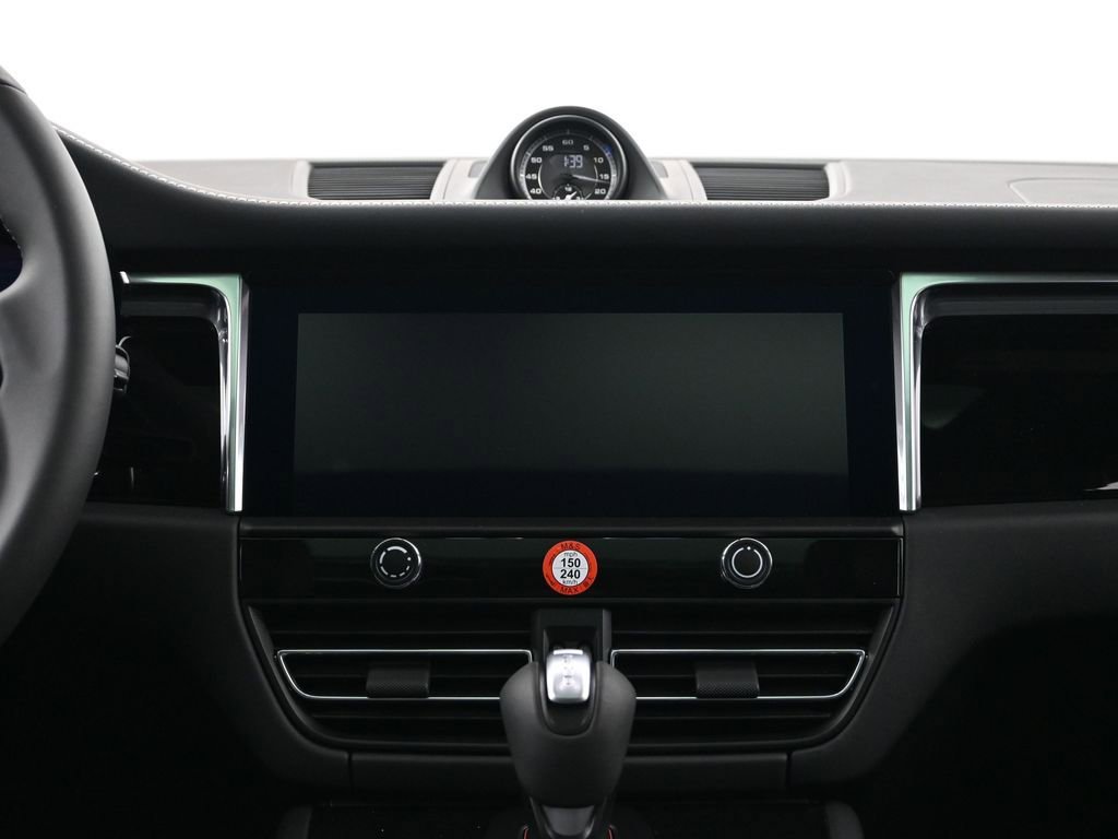 New 2026 Porsche Macan S image 11