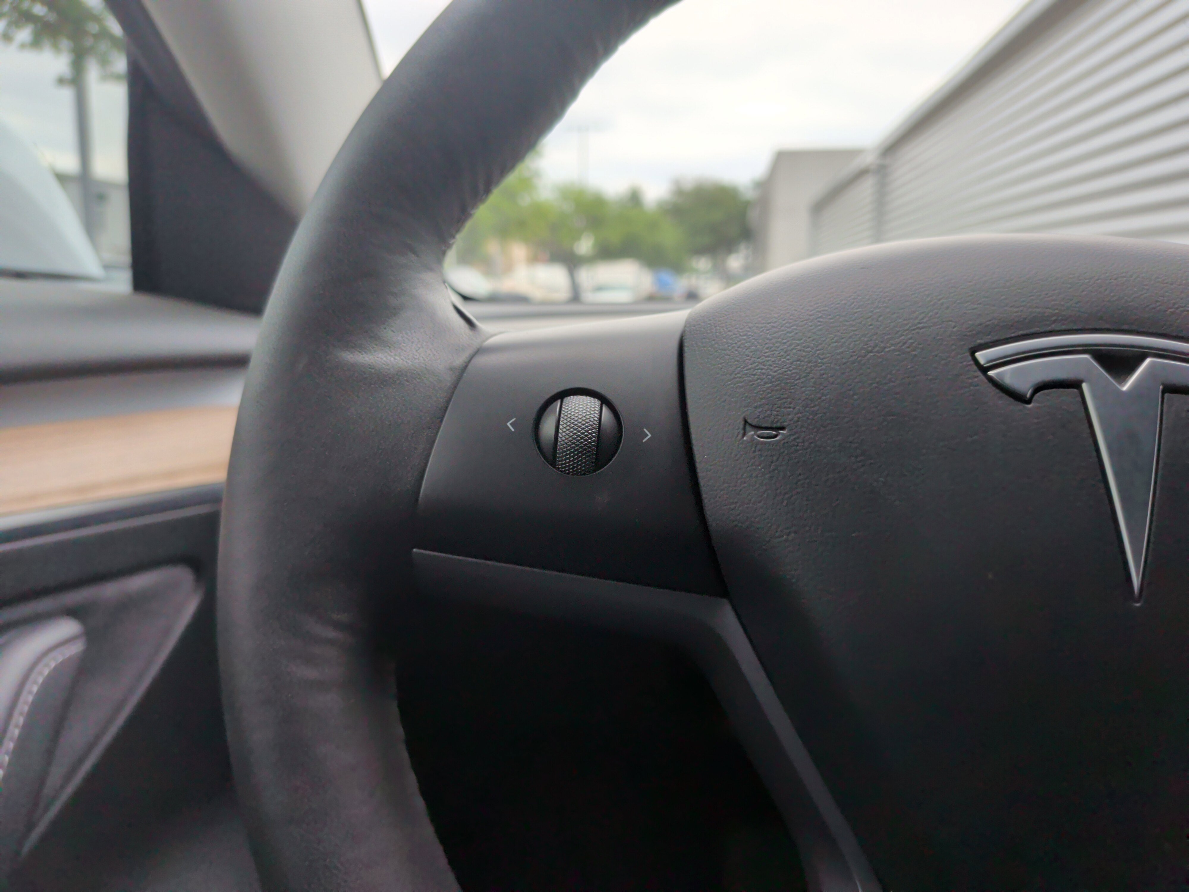 Used 2021 Tesla Model 3 Standard Range Plus image 13