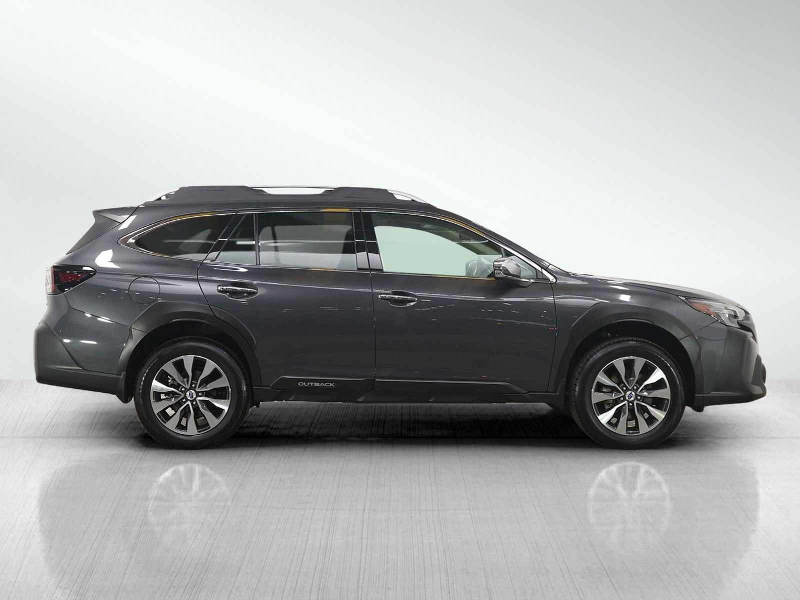 Used 2024 Subaru Outback Touring image 5