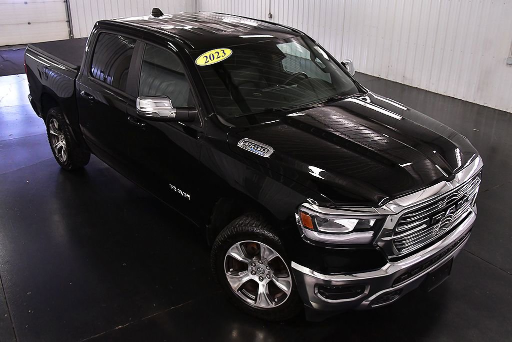Used 2023 RAM 1500 Laramie AWD/4WD image 16