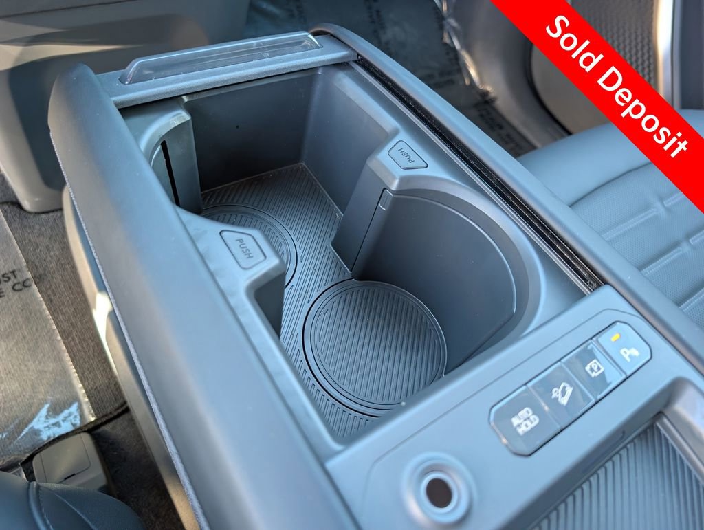 Certified 2024 Kia EV9 Land image 29