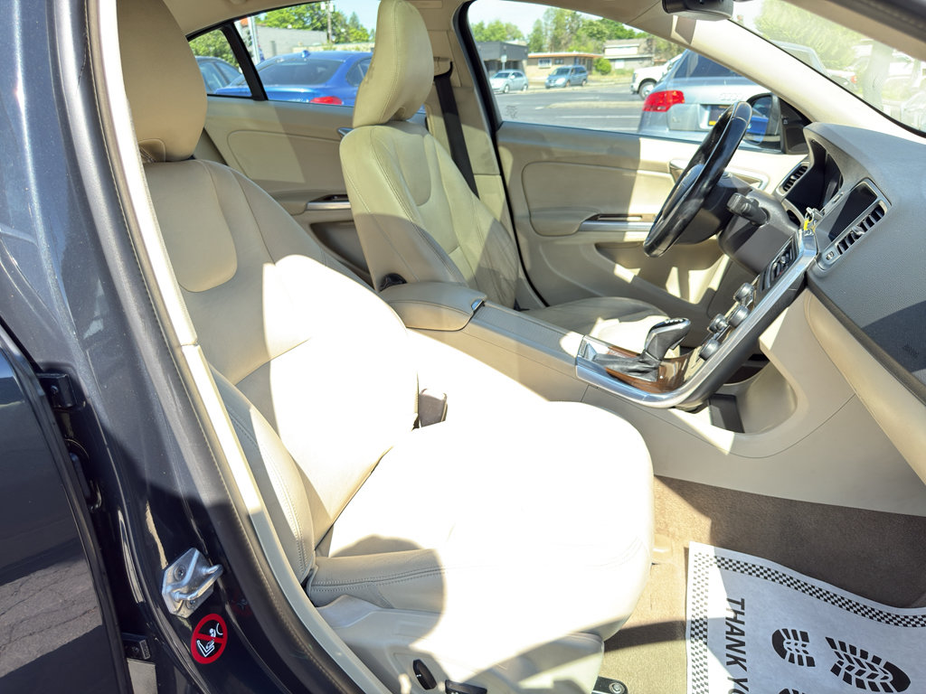 Used 2015 Volvo S60 T5 Platinum FWD image 20