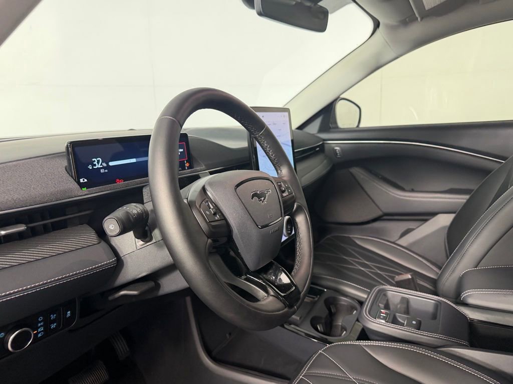 Used 2025 Ford Mustang Mach-E Select w/ Comfort Package Lite RWD image 21