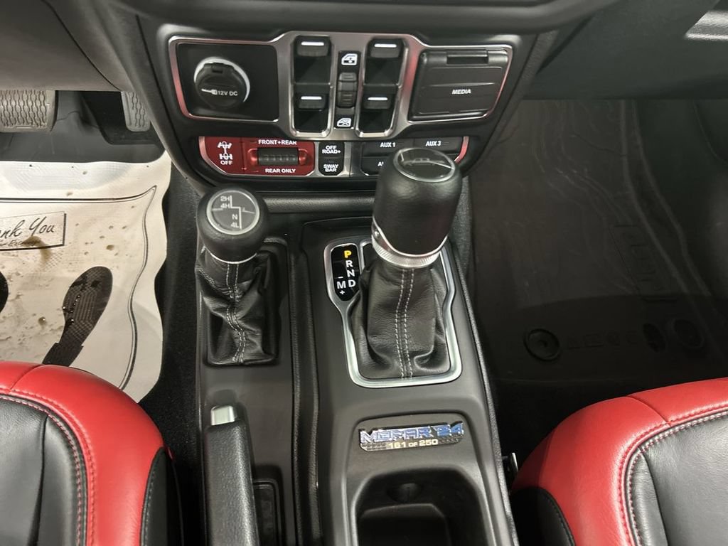 Used 2024 Jeep Gladiator Rubicon w/ Technology Group AWD/4WD image 18