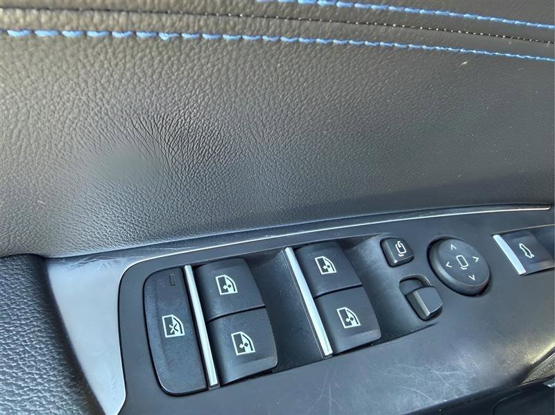 Used 2019 BMW X4 M40i w/ Executive Package image 29