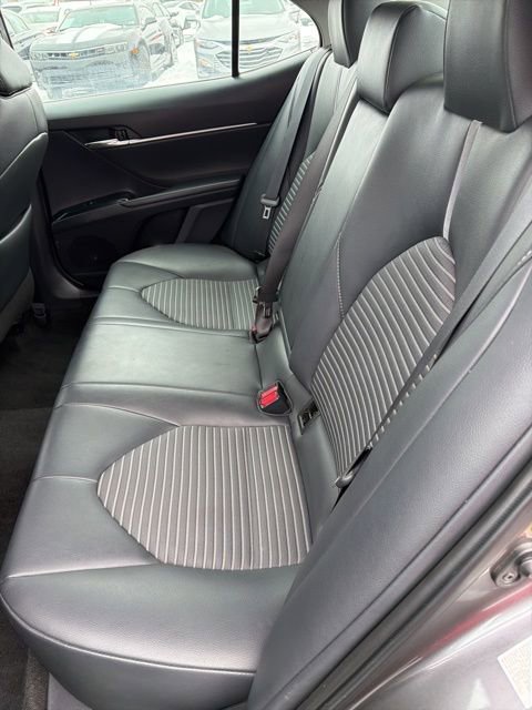 Used 2019 Toyota Camry SE image 21