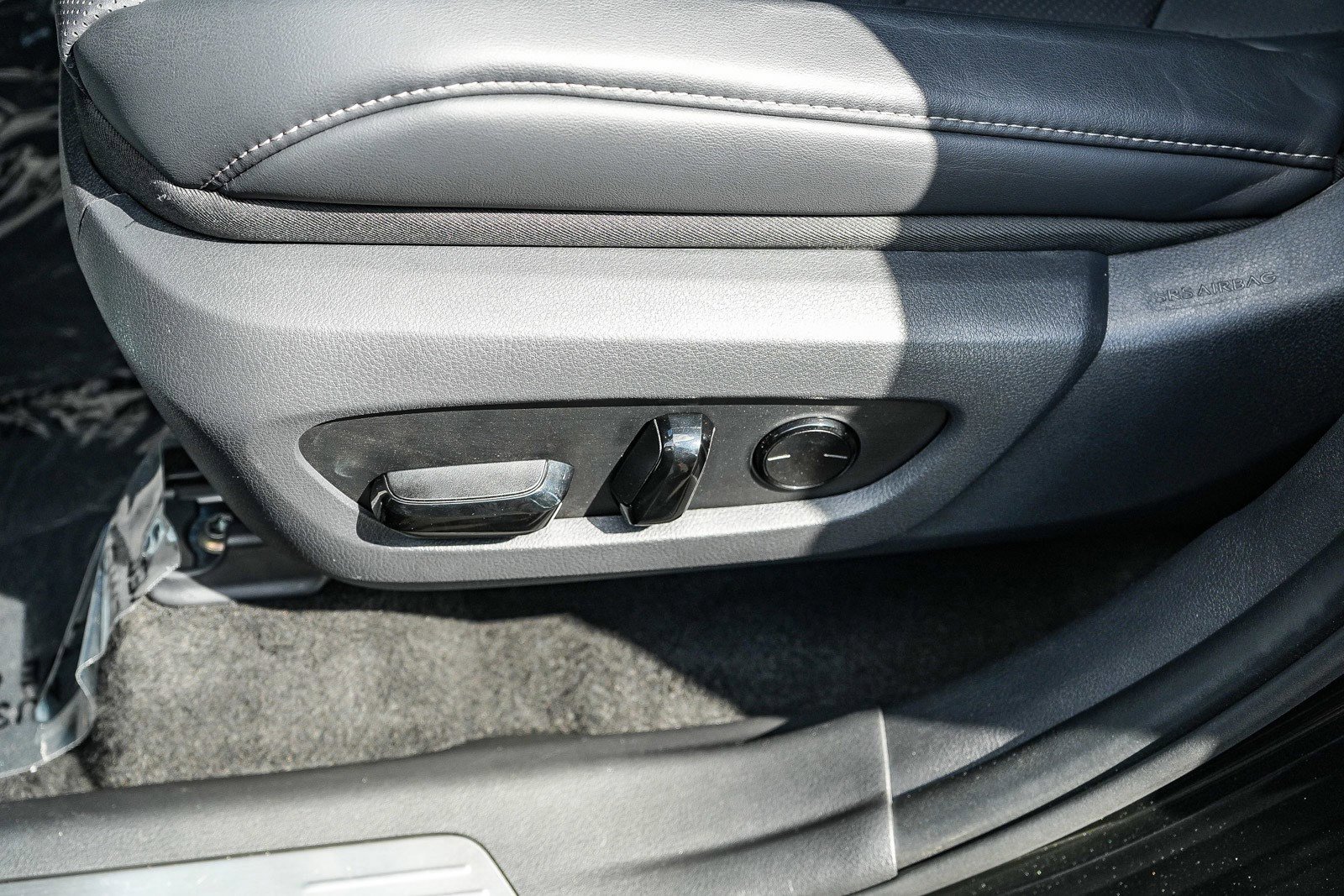 Used 2025 Lexus TX 500h AWD w/ Technology Package image 21