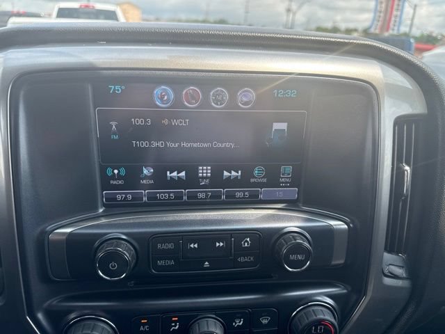 Used 2018 Chevrolet Silverado 1500 LT w/ All Star Edition AWD/4WD image 22