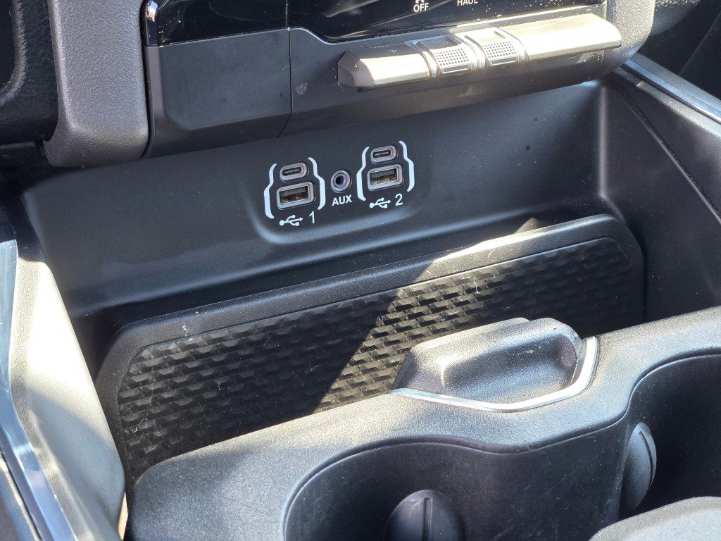 Used 2024 RAM 1500 Laramie image 29