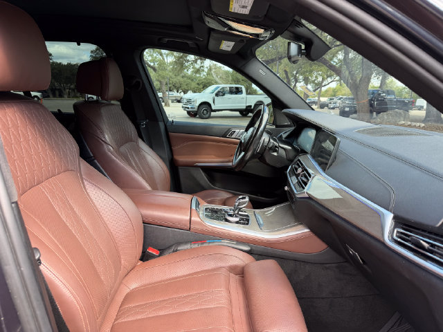 Used 2022 BMW X5 M50i w/ Executive Package AWD/4WD image 17
