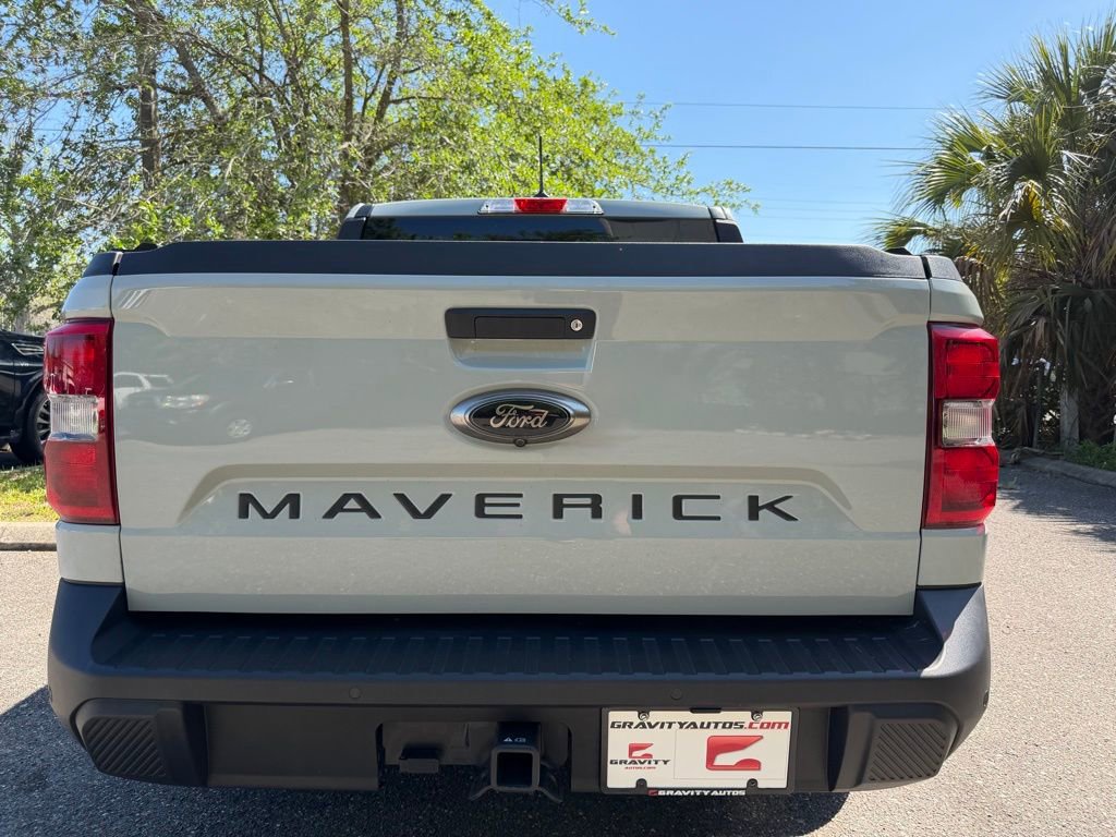 Used 2024 Ford Maverick Lariat w/ Black Appearance Package FWD image 9