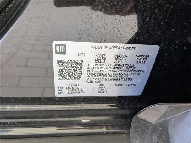 Used 2025 Buick Encore GX Sport Touring w/ Experience Buick Package FWD image 23