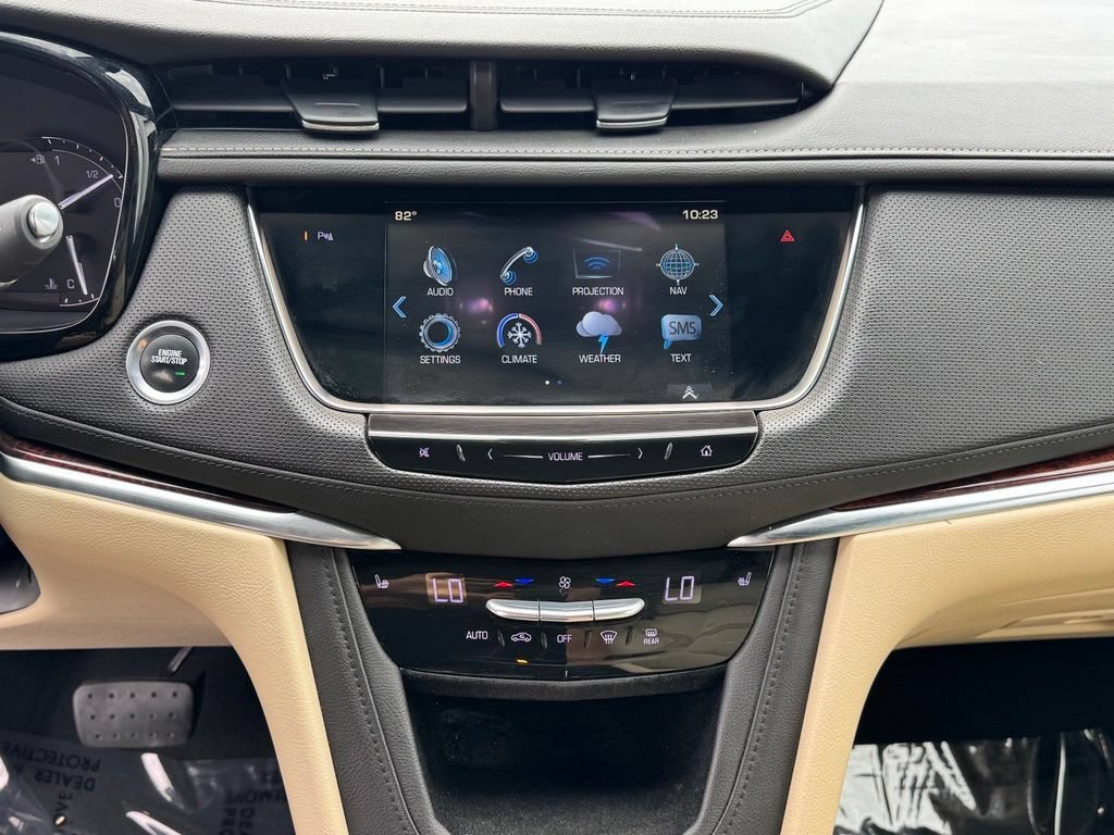 Used 2017 Cadillac XT5 Luxury FWD image 9