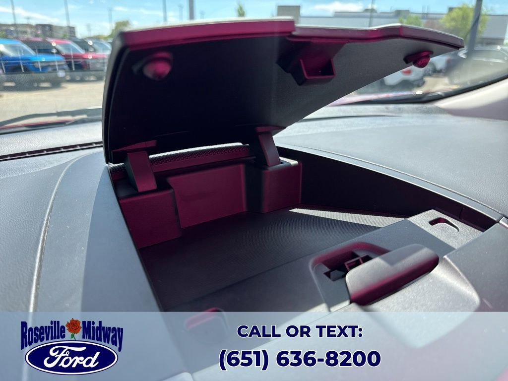Used 2018 Ford Edge SEL w/ Equipment Group 201A AWD/4WD image 20