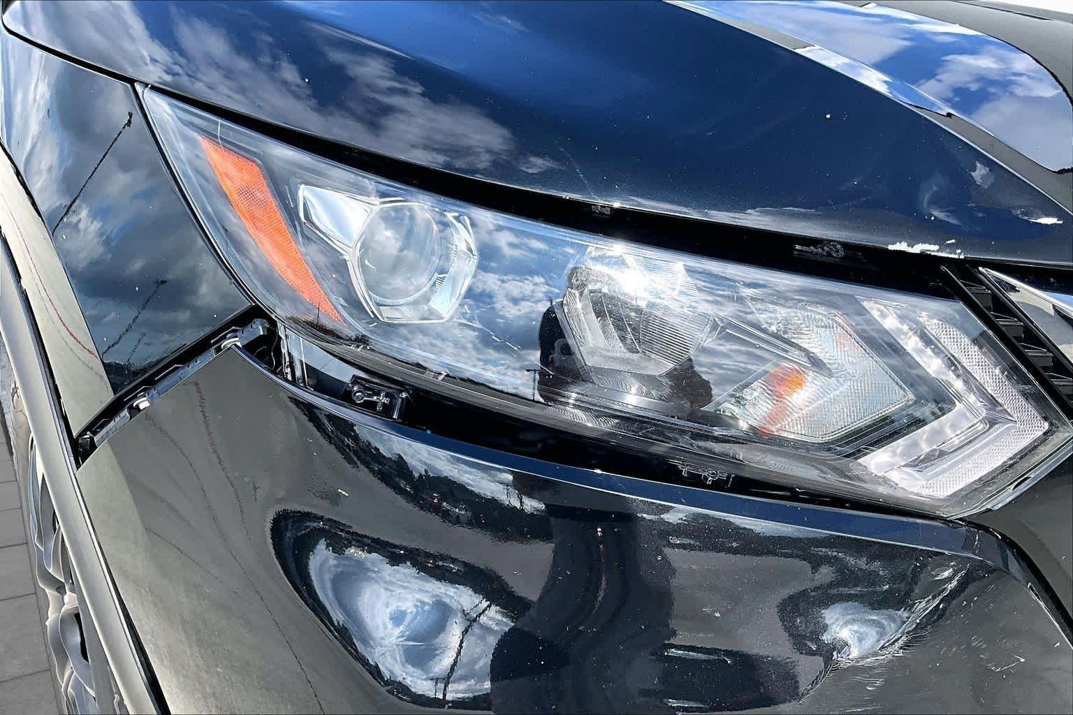 Used 2020 Nissan Rogue Sport S FWD image 25
