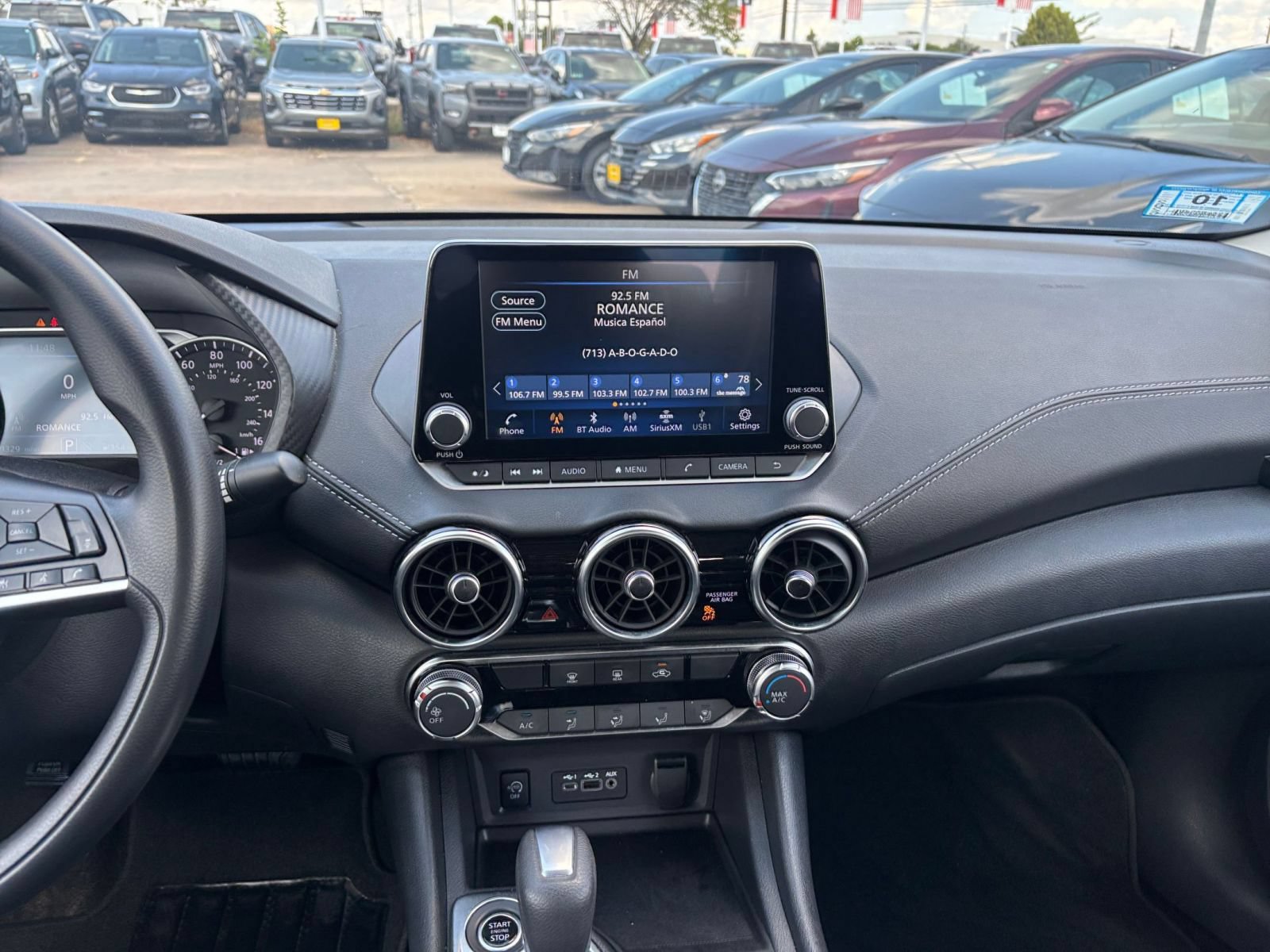 Used 2025 Nissan Sentra SV FWD image 14
