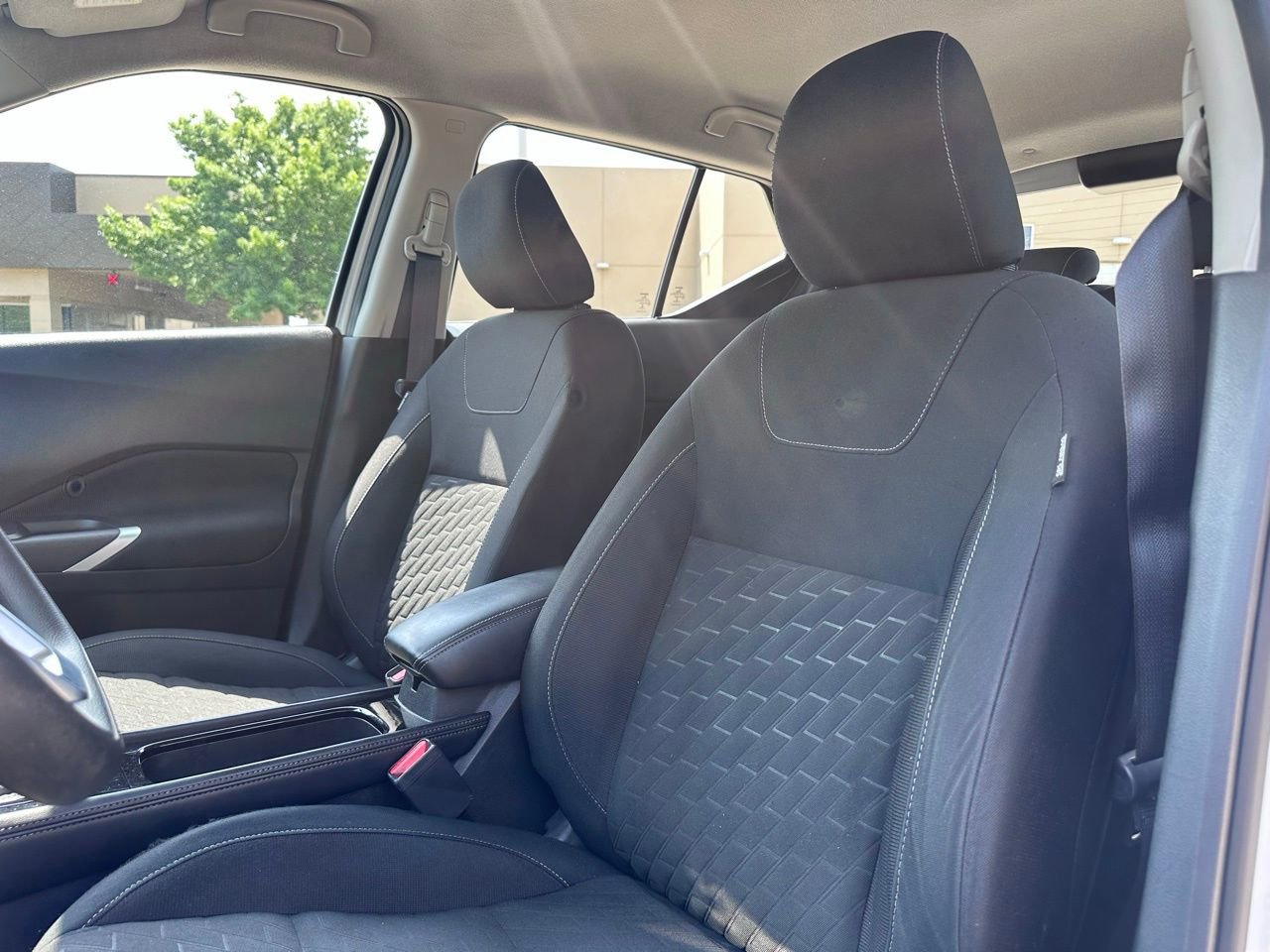 Used 2022 Nissan Kicks SV FWD image 21
