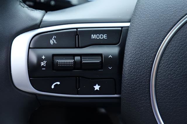 Used 2025 Kia K5 GT-Line w/ GT-Line Premium Package FWD image 20