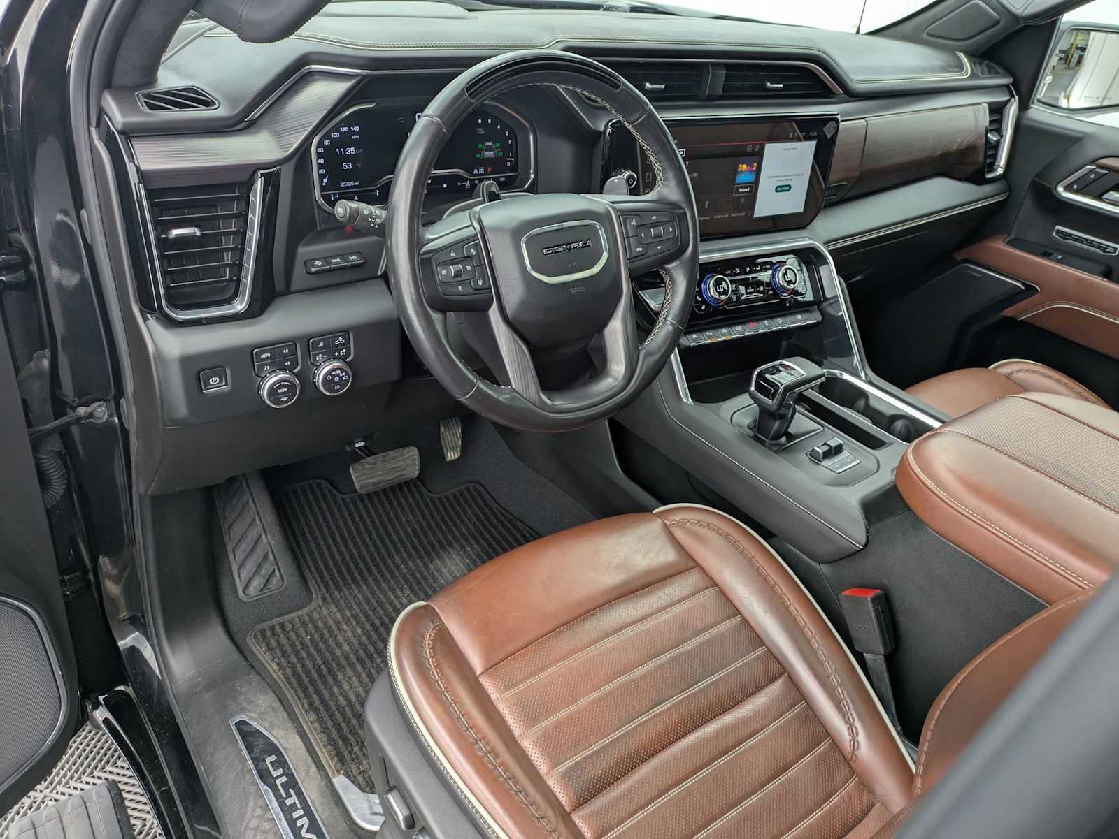 Used 2024 GMC Sierra 1500 Denali Ultimate AWD/4WD image 2