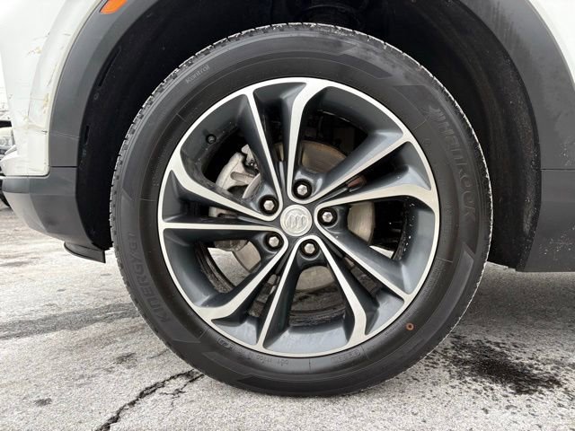 Used 2023 Buick Encore GX Select w/ Safety Package II AWD/4WD image 13