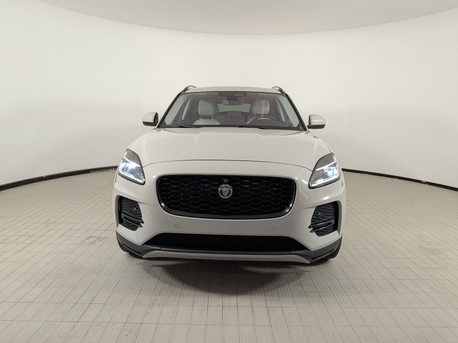 Used 2021 Jaguar E-PACE SE AWD/4WD image 6