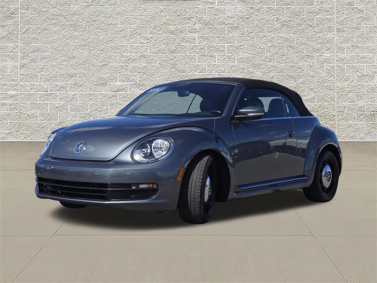 Used 2014 Volkswagen Beetle 1.8T FWD image 3