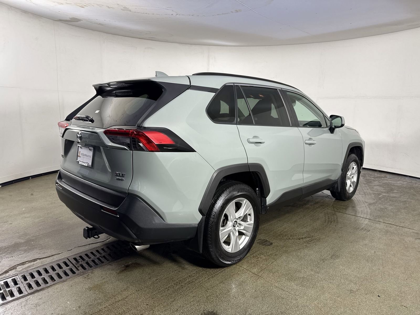 Used 2021 Toyota RAV4 XLE AWD/4WD image 33