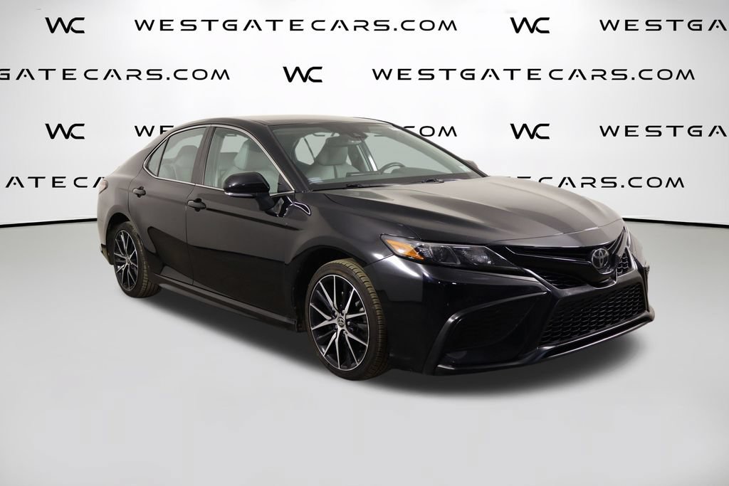 Used 2021 Toyota Camry SE w/ Convenience Package FWD image 45