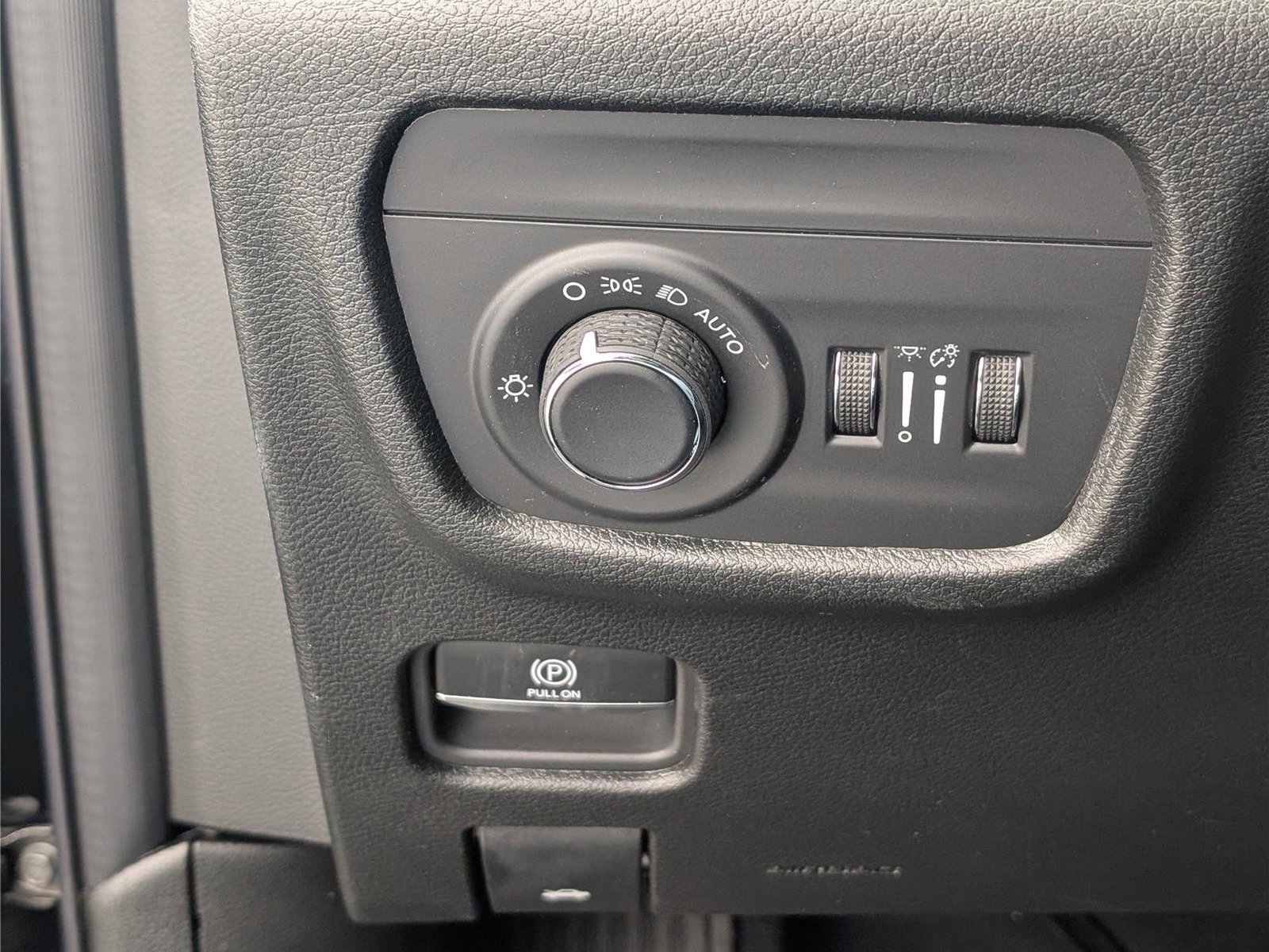 New 2026 Jeep Grand Cherokee Laredo X AWD/4WD image 18